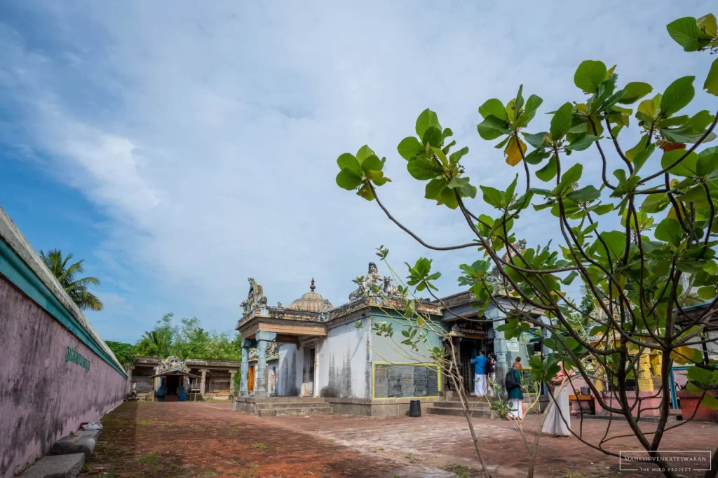Thirukazhipalai - Paalvanna Nathar Temple
