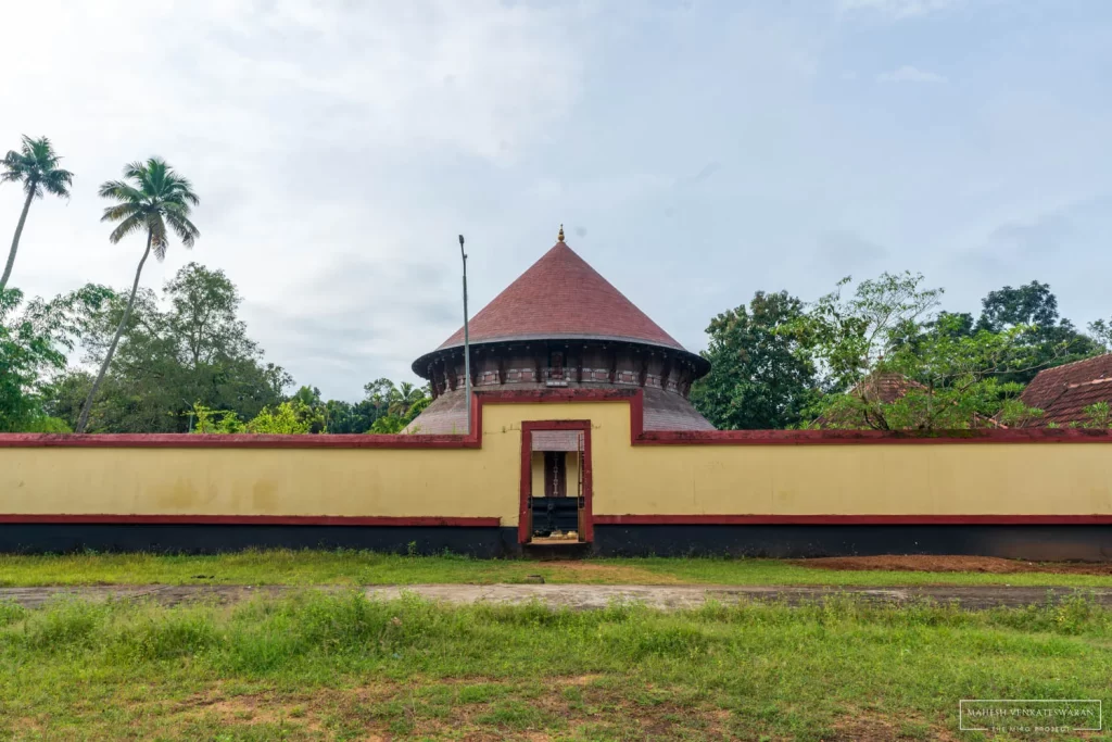 Thiruvanvandur Mahavishnu Temple
