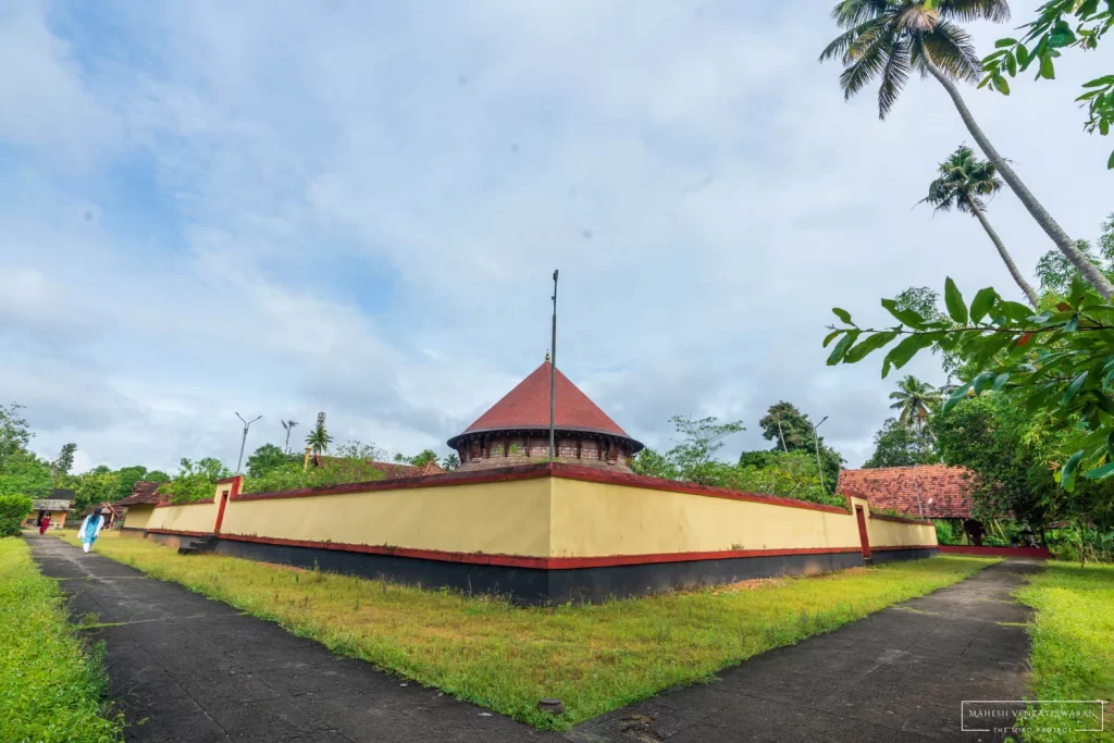 Thiruvanvandur Mahavishnu Temple